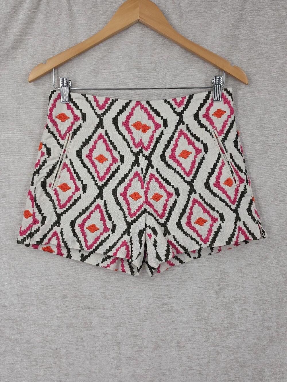 Loft The Riviera Short Linen Ikat Aztec Embroidered Flat Front High Rise Shorts